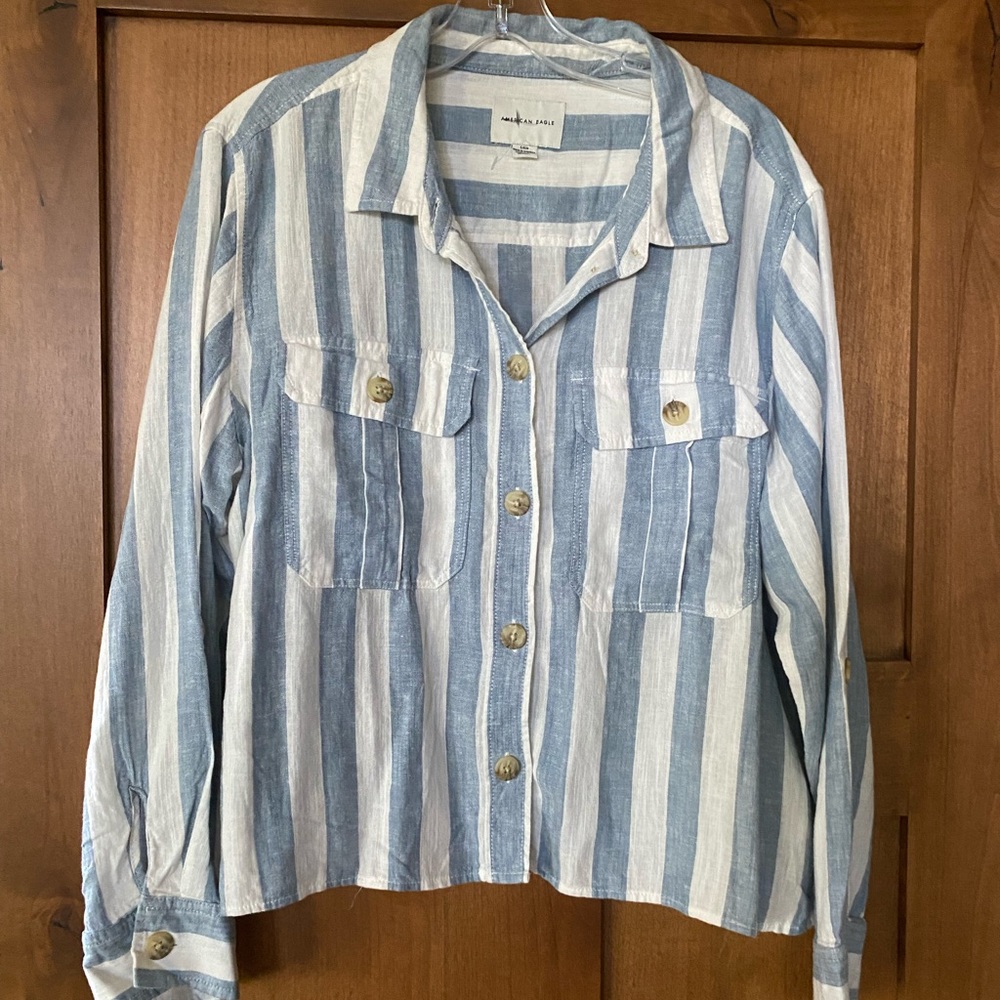 LAST CHANCE 😍AMERICAN EAGLE ❤️ NEW Linen Crop Button Down